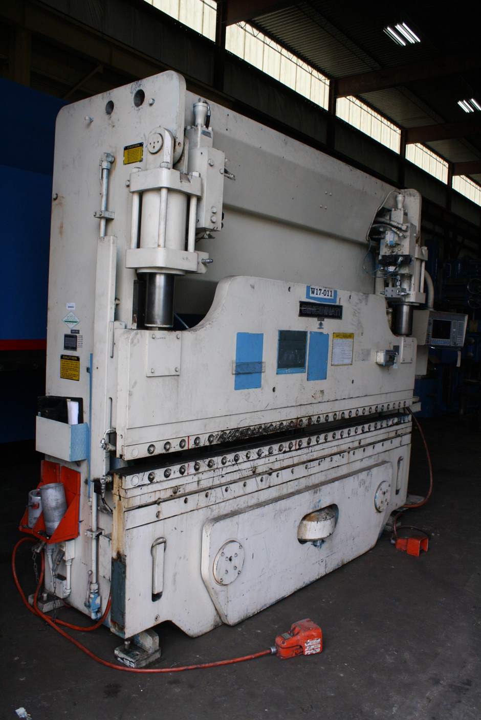 Used Press Brakes For Sale 90 TON X 10 CINCINNATI AUTOFORM HYDRAULIC