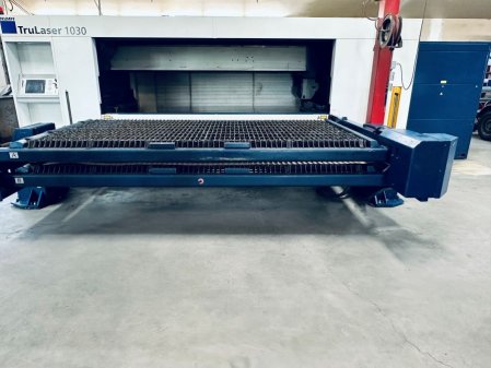 3000 WATT TRUMPF 1030 FIBER MFG:2014 - 16,578 LASER ON HOURS   Our stock number: 12759